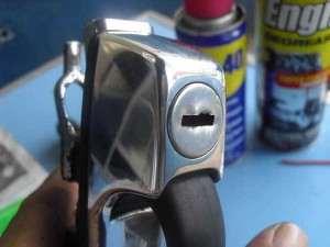 w123-lock-diy-24